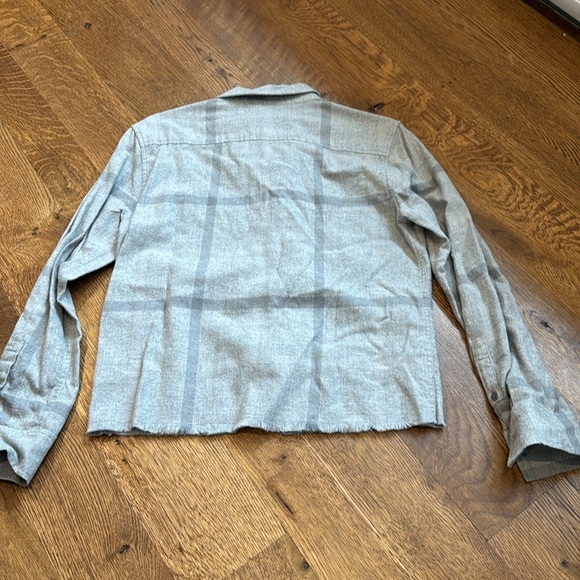 NWT Joe’s Collection Women’s Flannel Grey Size Medium - Picture 2 of 4